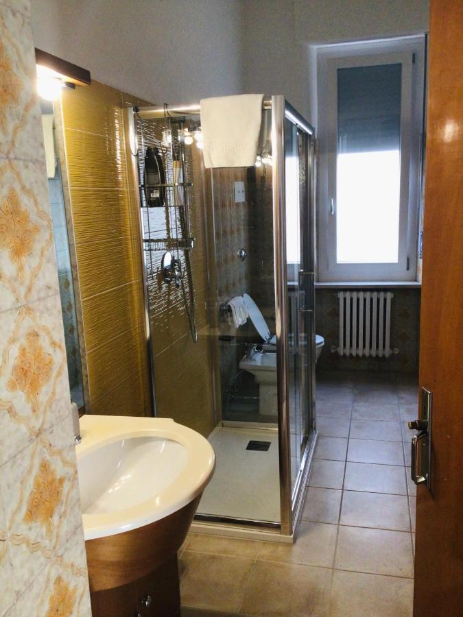 B&B Il Glicine Pescara Centro Eksteriør billede